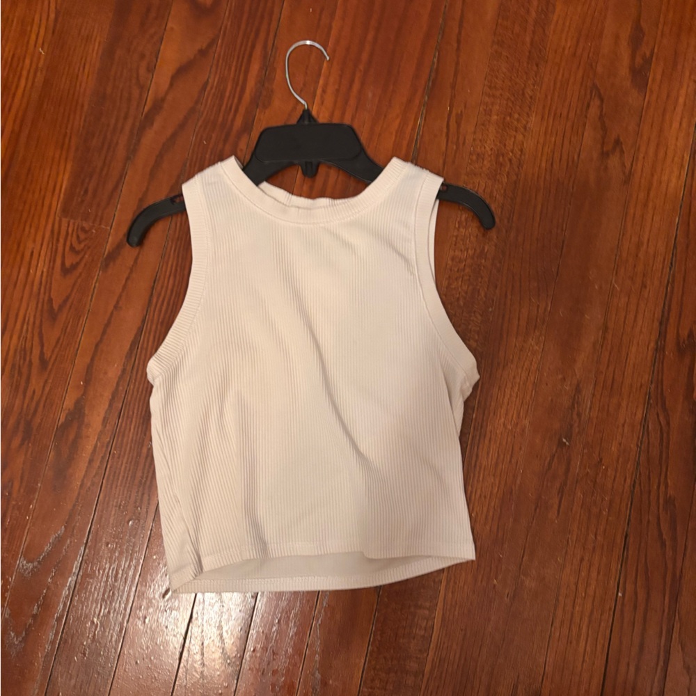 Women's White Sleeveless Top